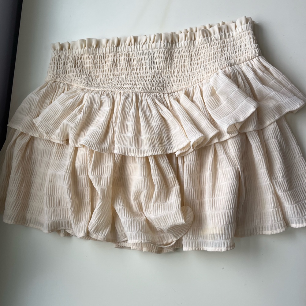 Forever 21 Cream Ruffle Skirt Size L